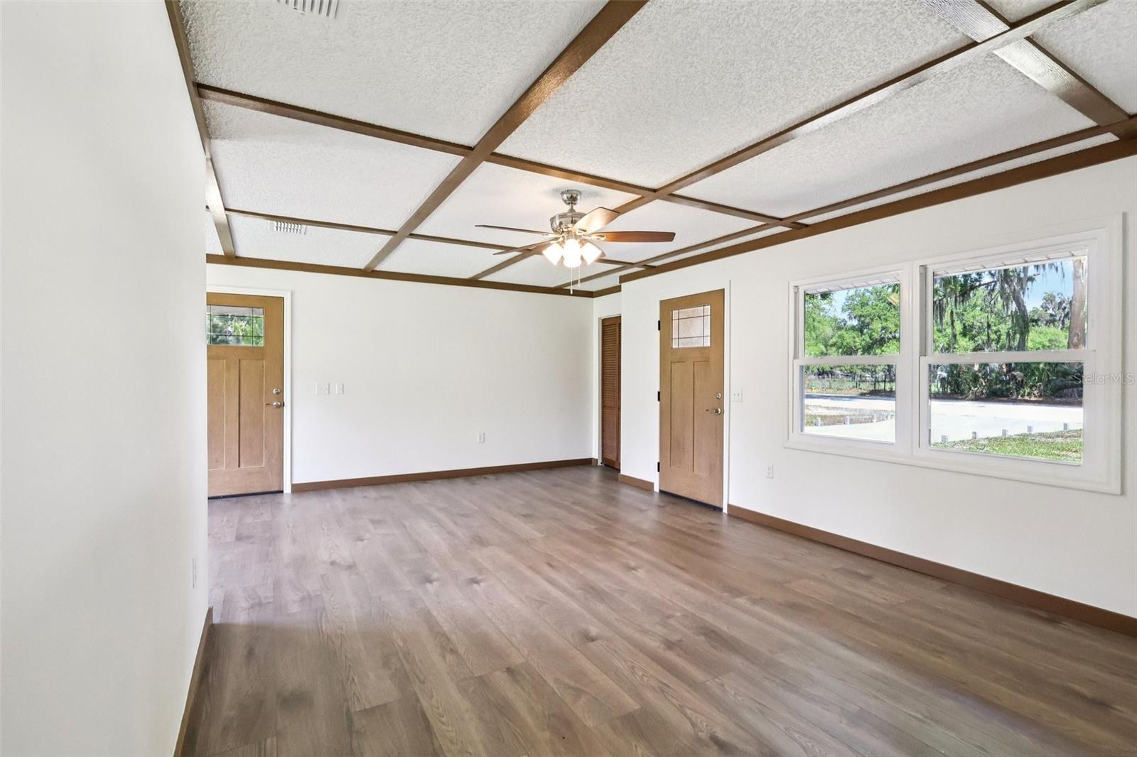 BUSHNELL PARK 28 - Residential