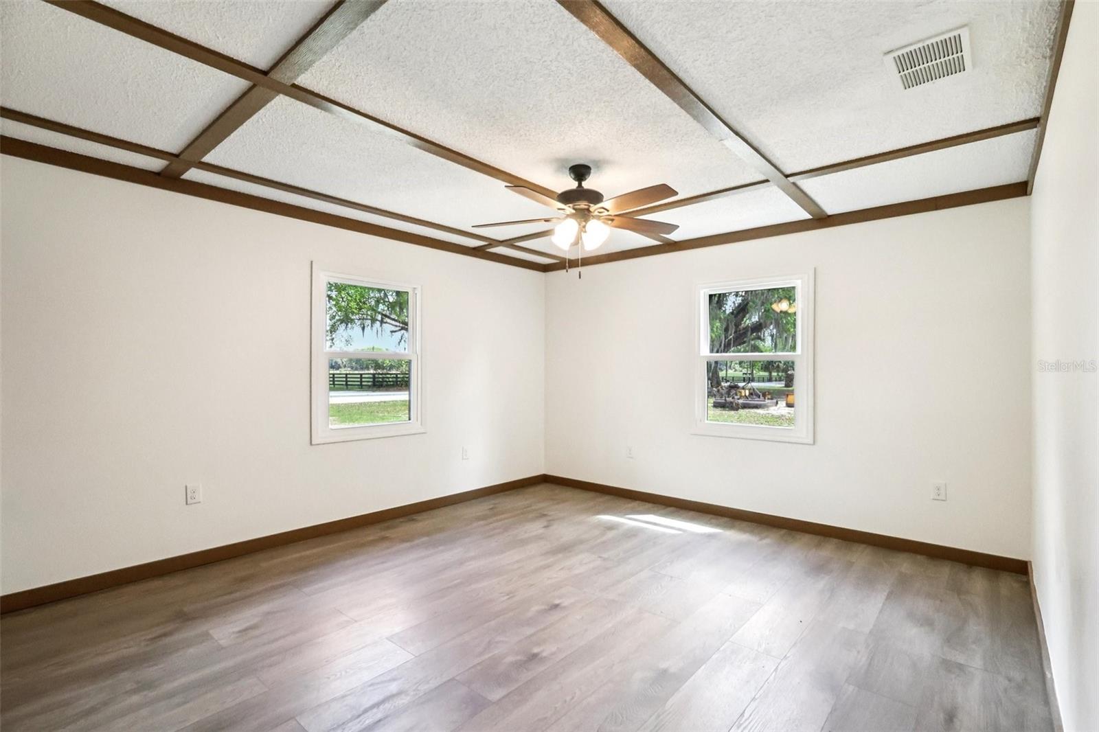 BUSHNELL PARK 28 - Residential