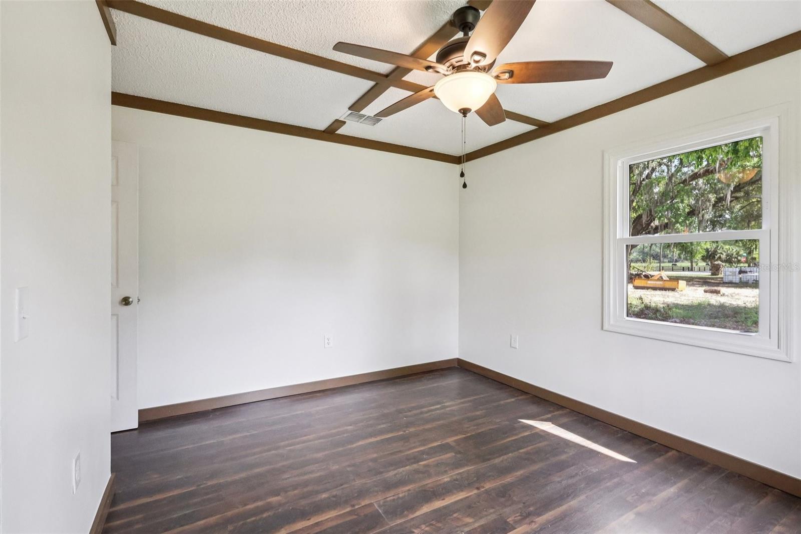 BUSHNELL PARK 28 - Residential