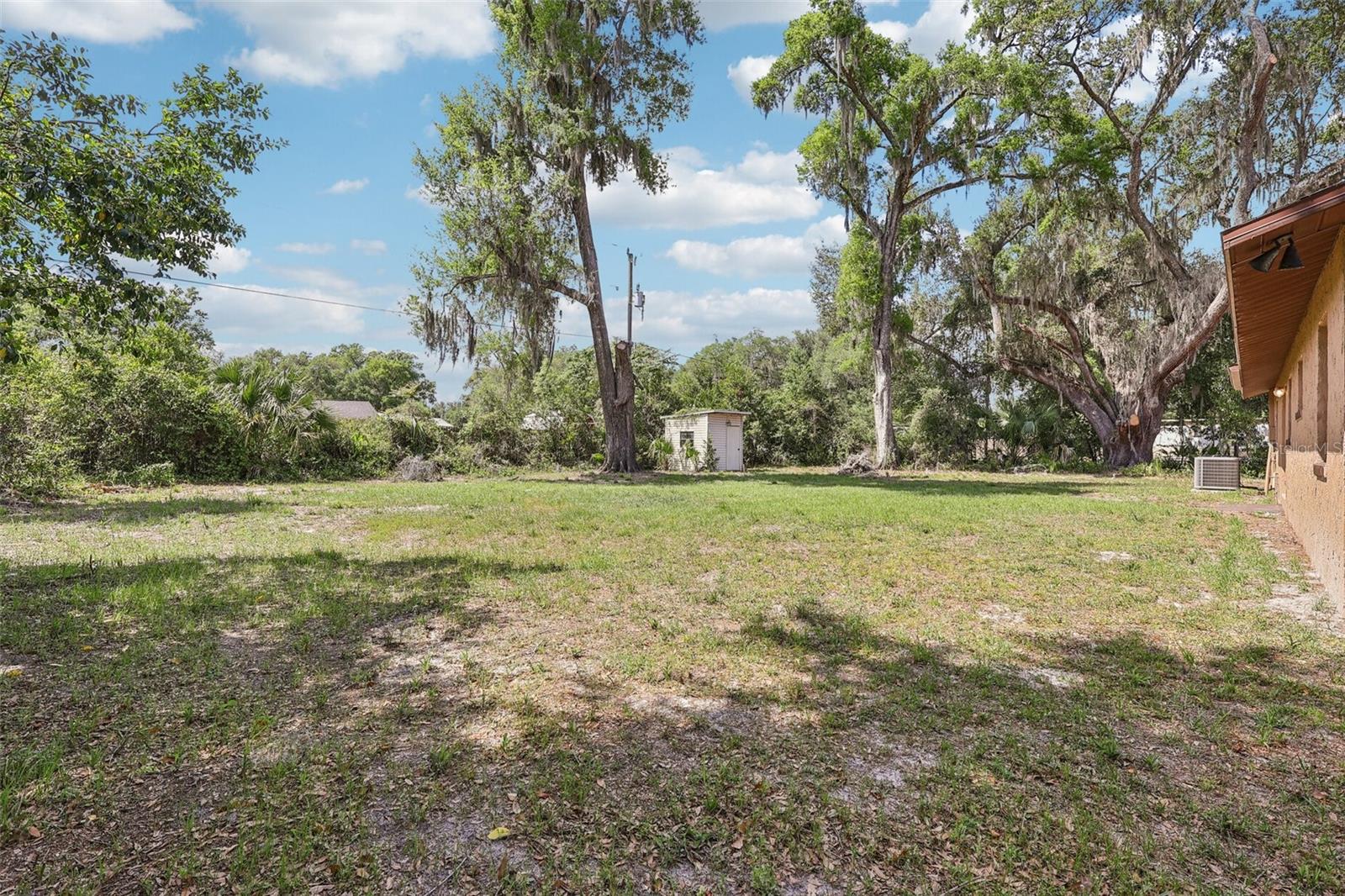 BUSHNELL PARK 28 - Residential