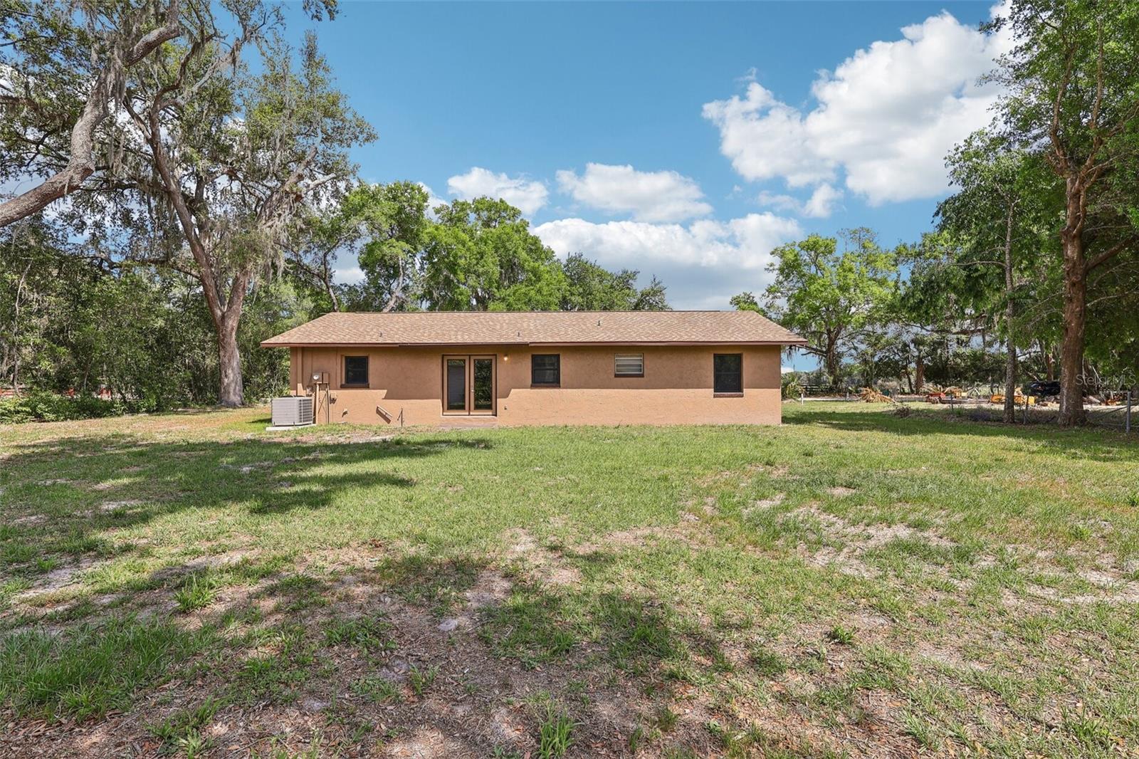 BUSHNELL PARK 28 - Residential