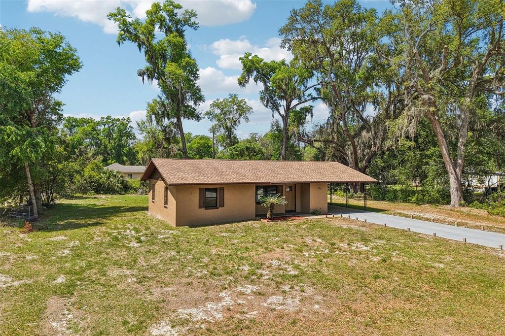 Photo of 6814 Battlefield Parkway, Bushnell, FL 33513 (MLS # G5110542)