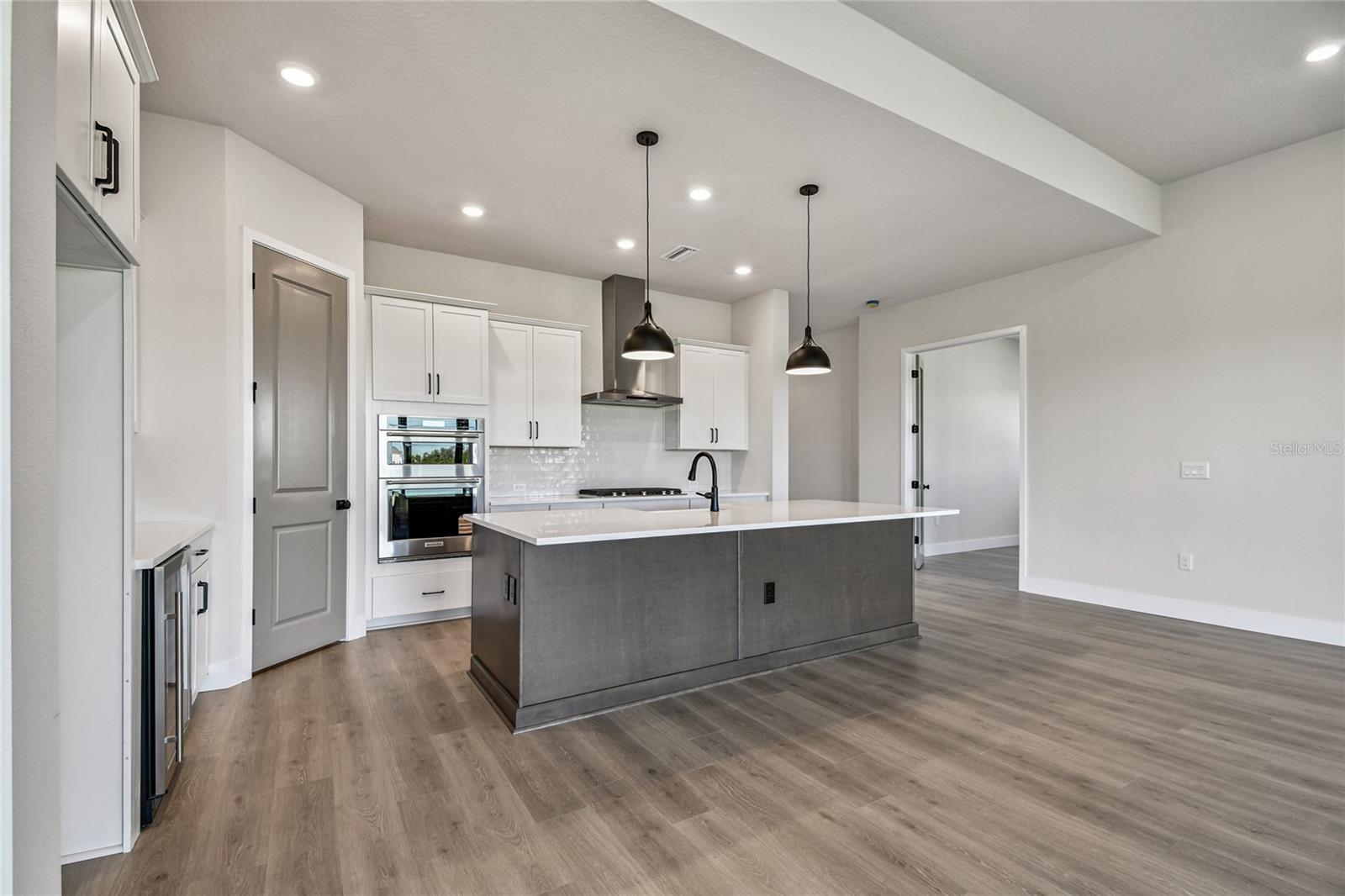 PALMERA AT WELLEN PARK - Residential