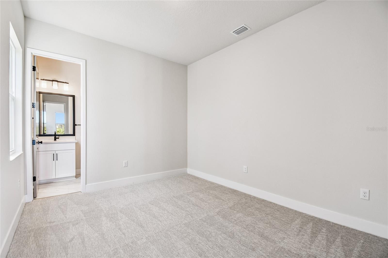 PALMERA AT WELLEN PARK - Residential