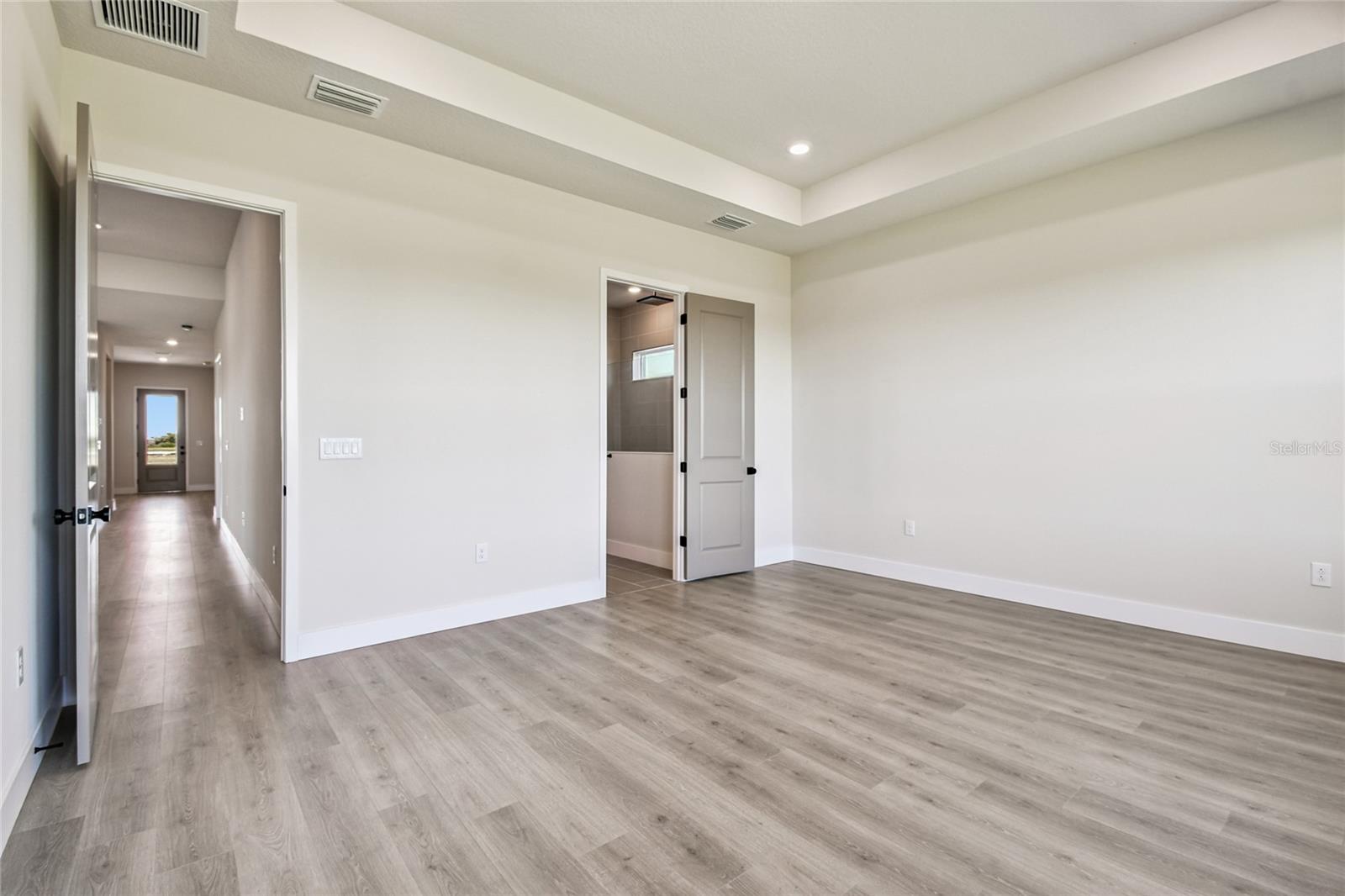 PALMERA AT WELLEN PARK - Residential