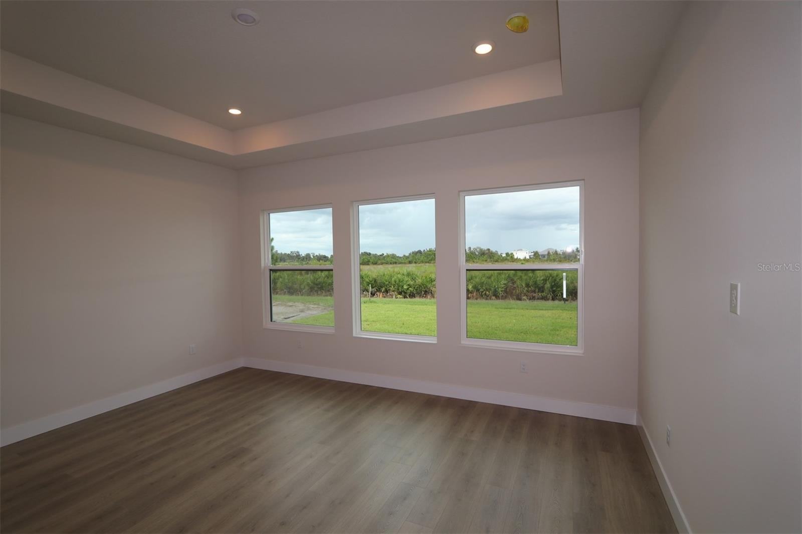 PALMERA AT WELLEN PARK - Residential