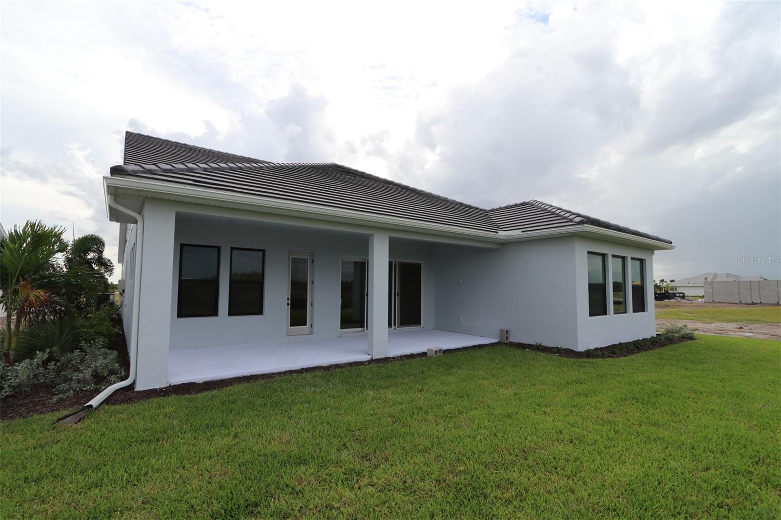 PALMERA AT WELLEN PARK - Residential