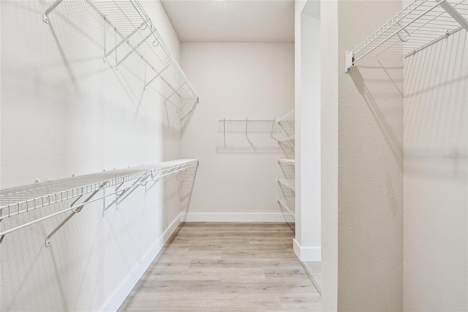 PALMERA AT WELLEN PARK - Residential