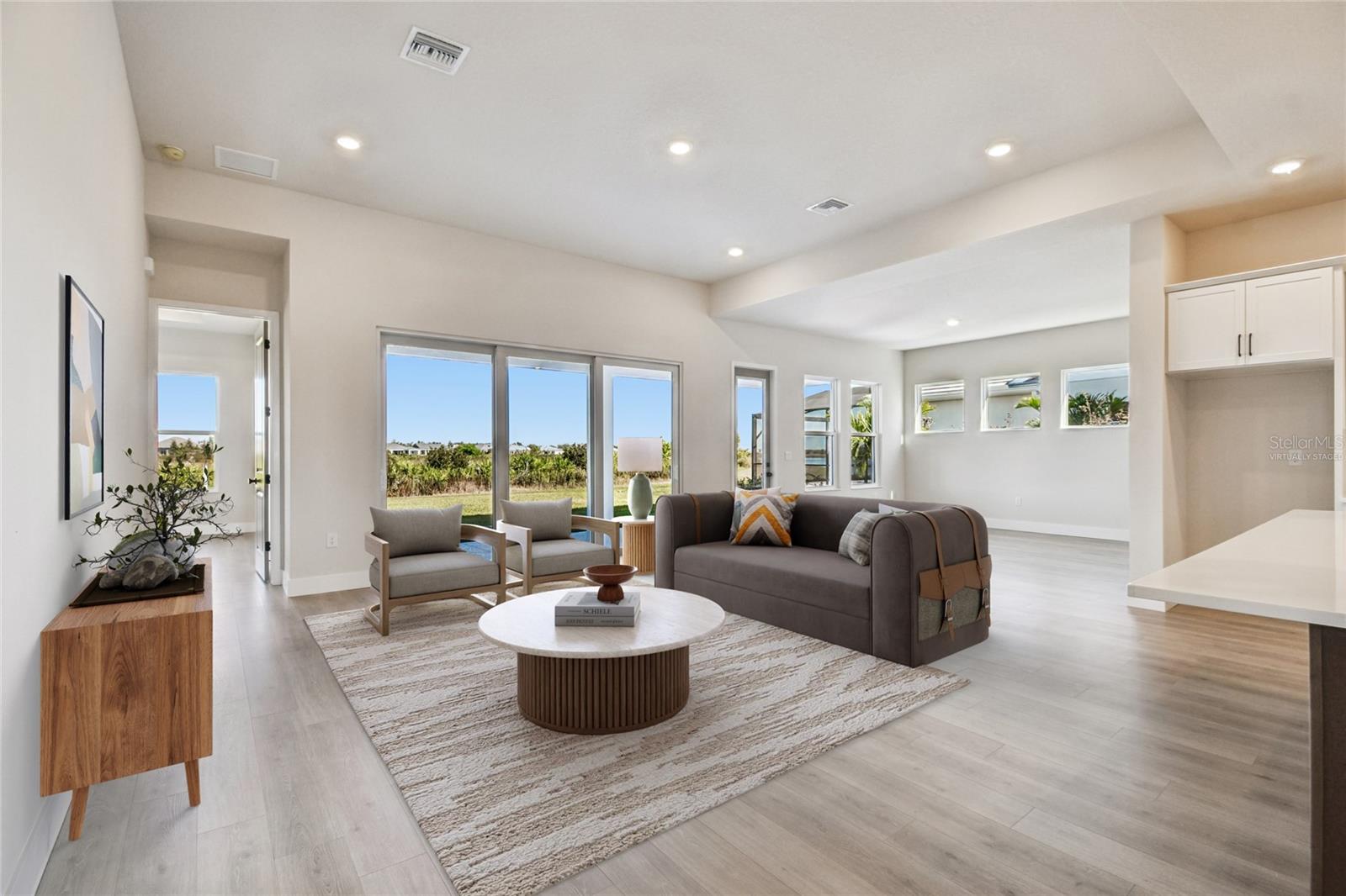 PALMERA AT WELLEN PARK - Residential