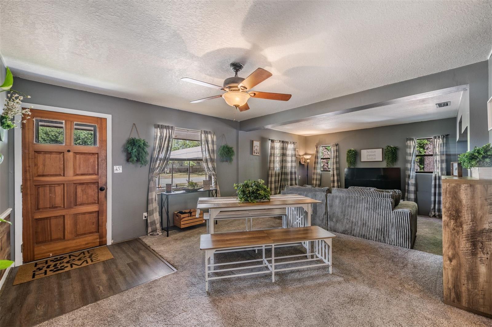 EASY ACRES - Residential