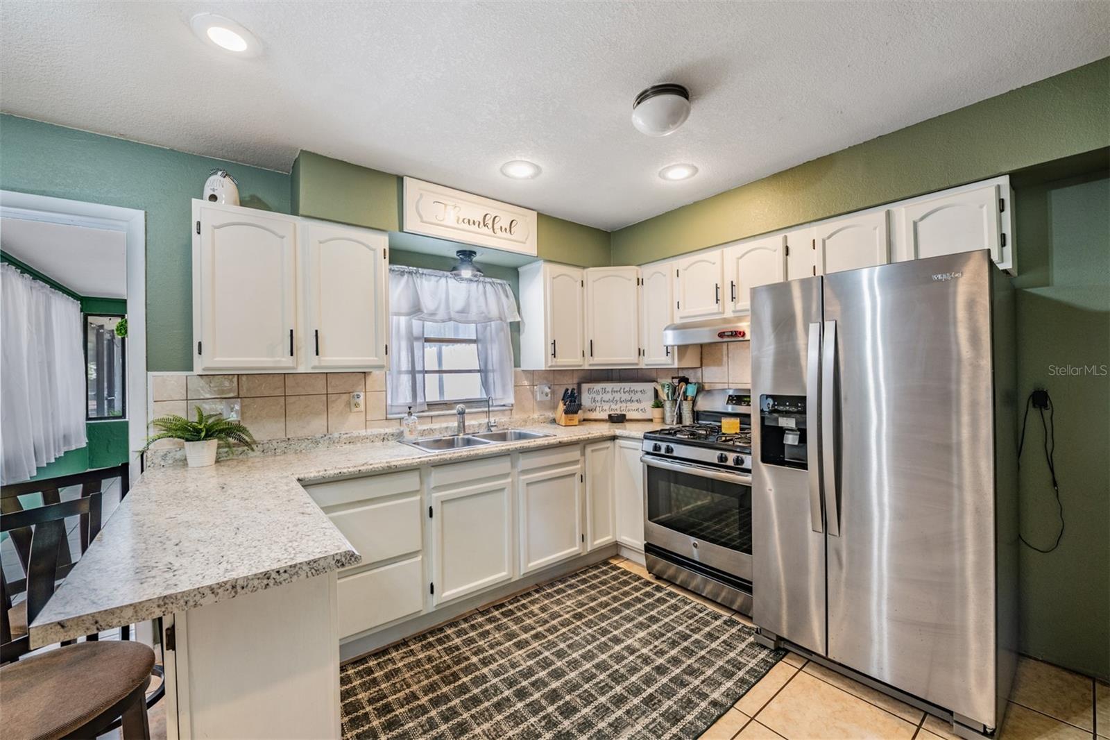 39048 BLUE JAY AVENUE