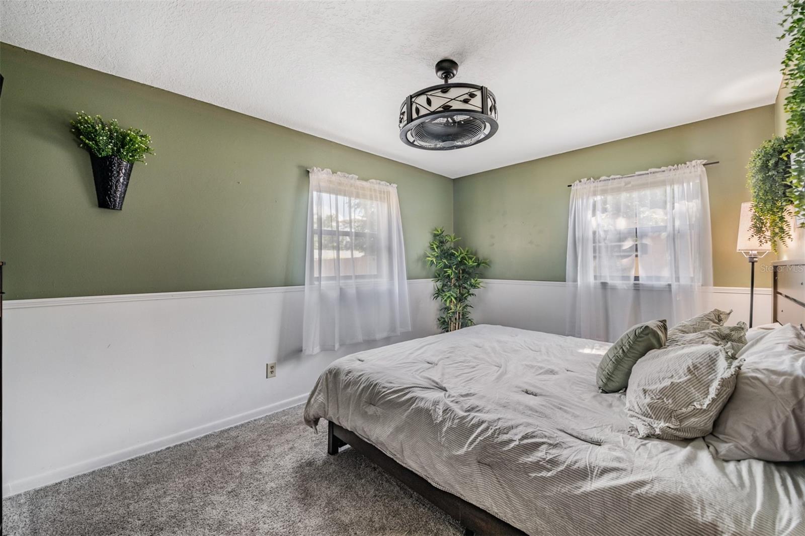 EASY ACRES - Residential