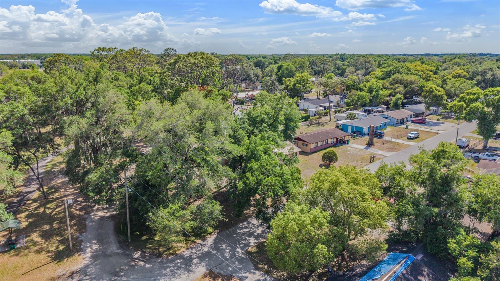 EASY ACRES - Residential