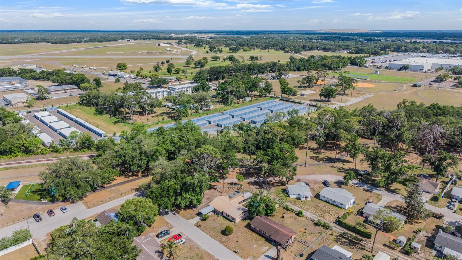 EASY ACRES - Residential