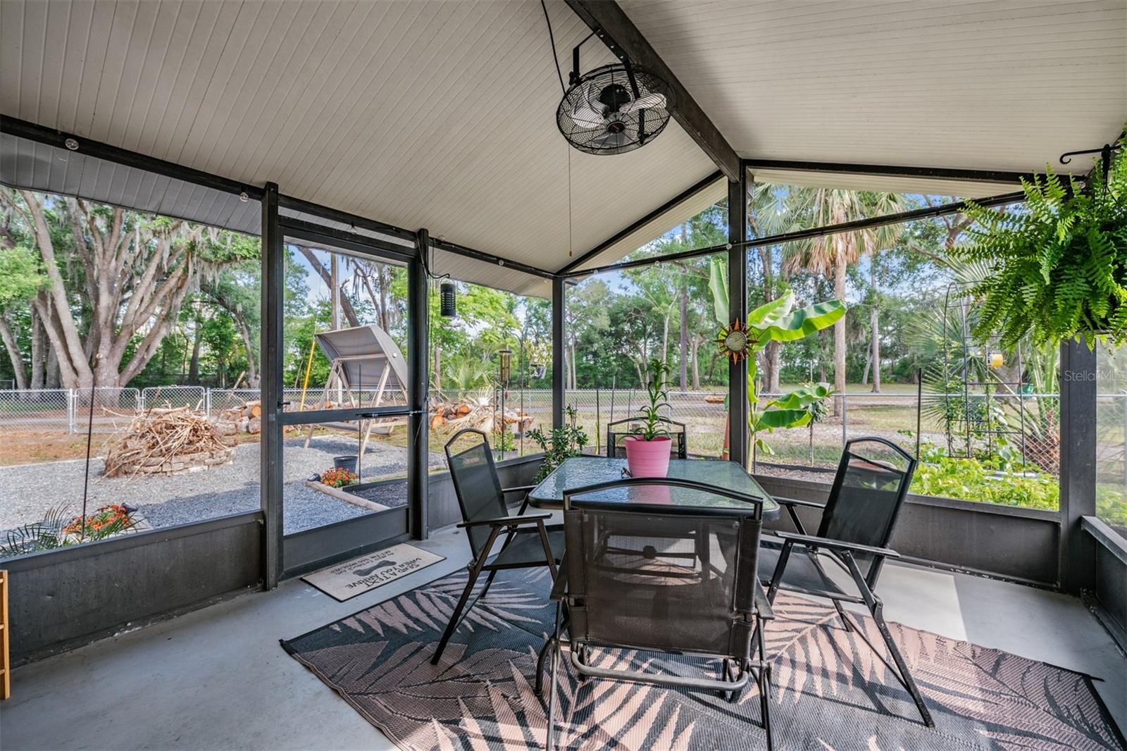 39048 BLUE JAY AVENUE