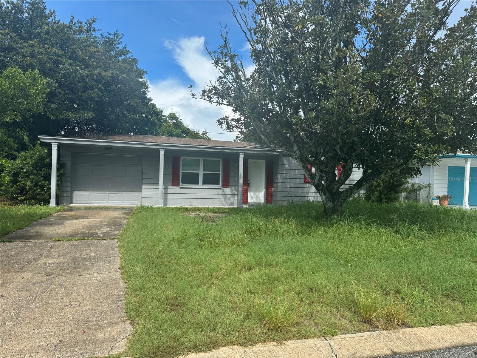 Great location in Holiday. This spacious two-bedroom house is offered for rent at $1,550/month. This property features an extra room that will be great to make an office, living/dining combo, one-car garage with washer and dryer hook-ups. The house has a covered/screened patio, nice size fenced yard. Easy access to US 19 with close proximity to Gulf beaches, Tarpon Springs, schools, restaurants, shopping, etc.