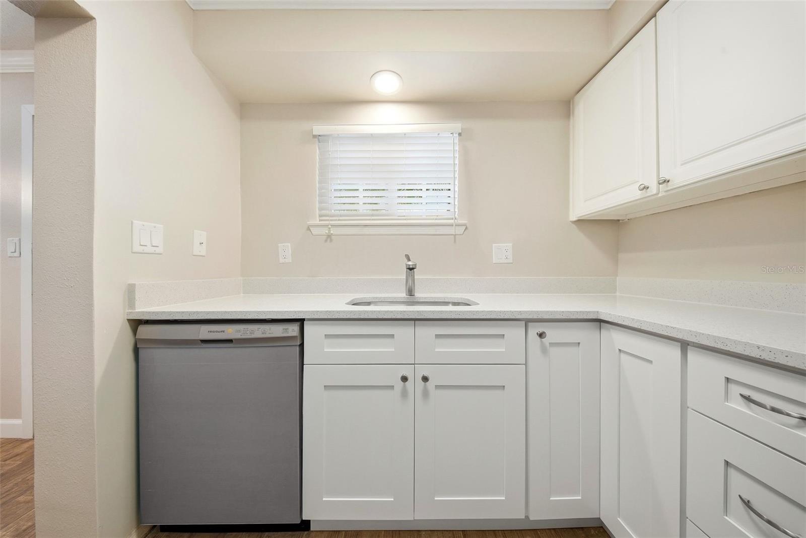 BAREFOOT BEACH RESORT OF INDIAN SHORES - Residential