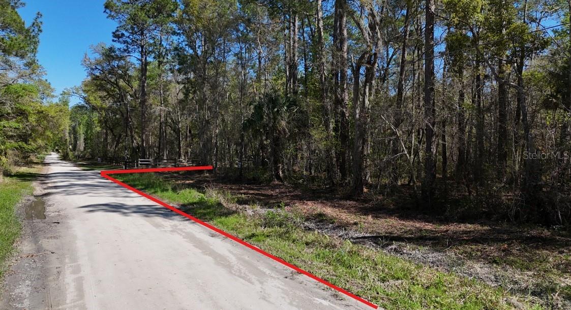 BLACK SINK PRAIRIE CAMPSITES - Land