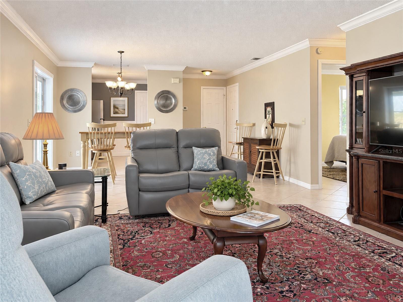 1318 BALBOA COURT