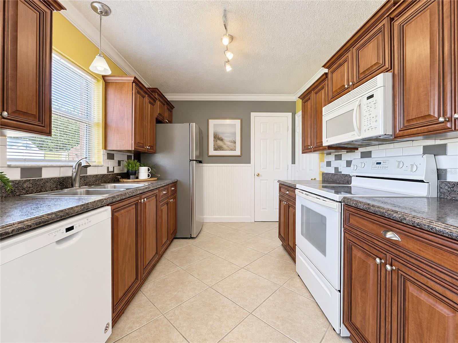 1318 BALBOA COURT