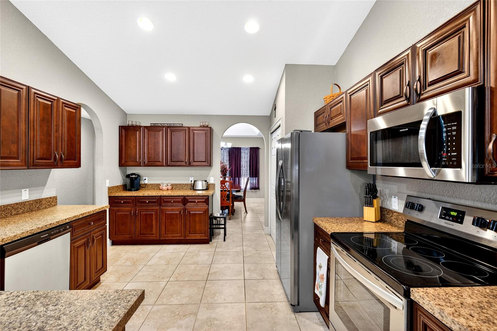 MARION OAKS UN 04 - Residential