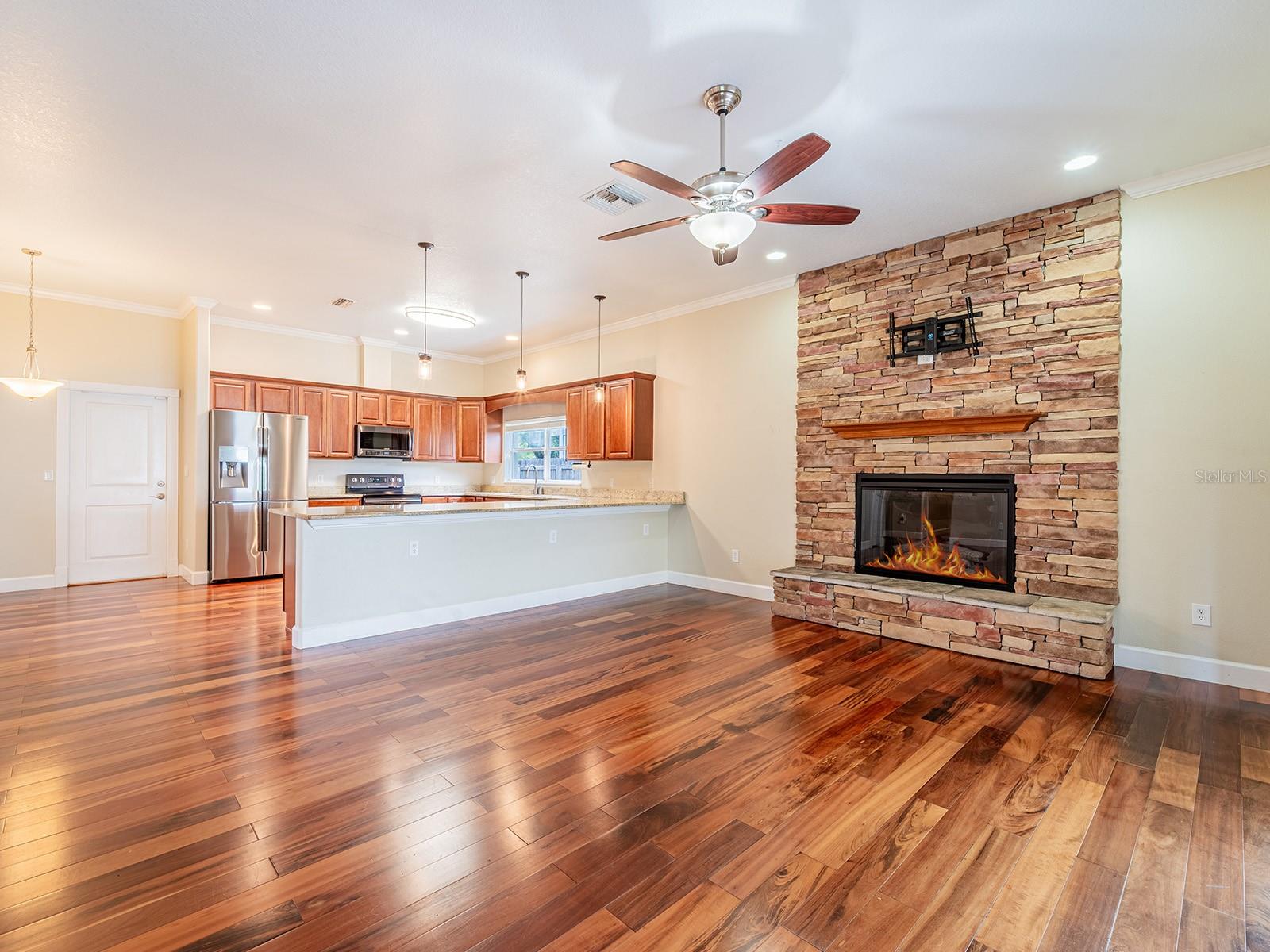 NORTHDALE SEC A UNIT 3 - Residential