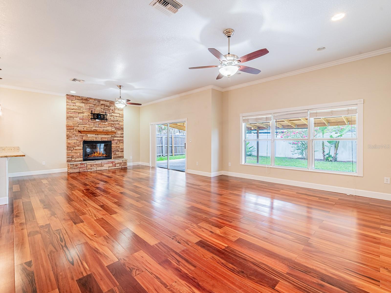 NORTHDALE SEC A UNIT 3 - Residential