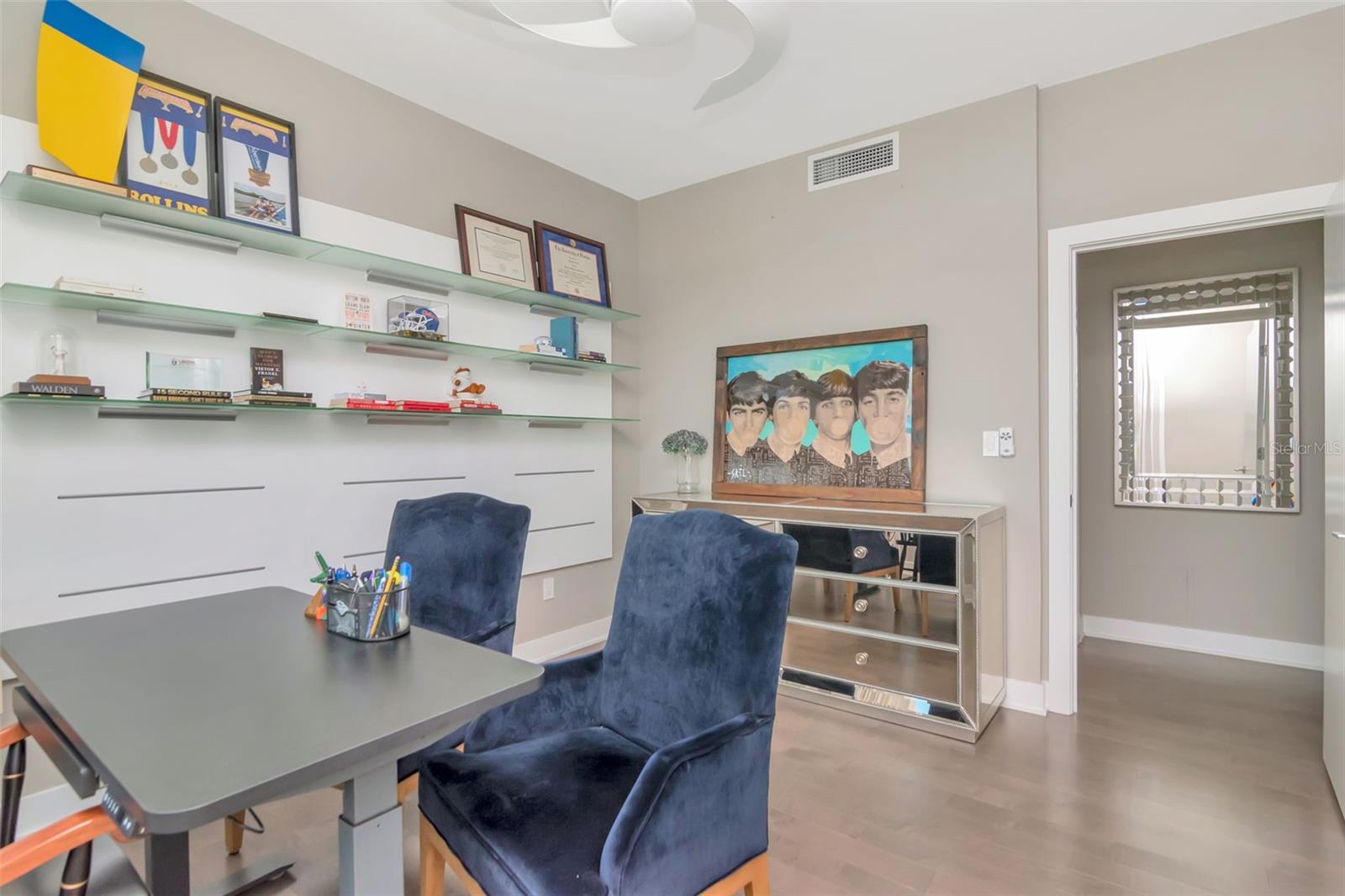 GRAND CENTRAL AT KENNEDY RESID - Residential Lease