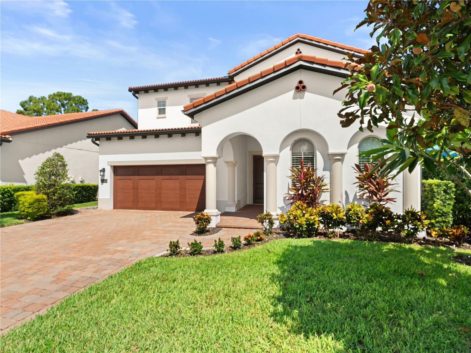 10414 ROYAL CYPRESS WAY