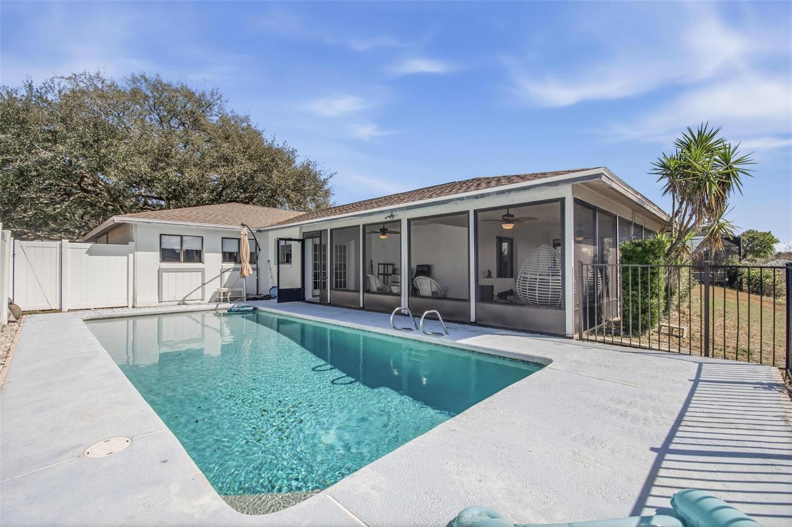 PALM HARBOR - Residential