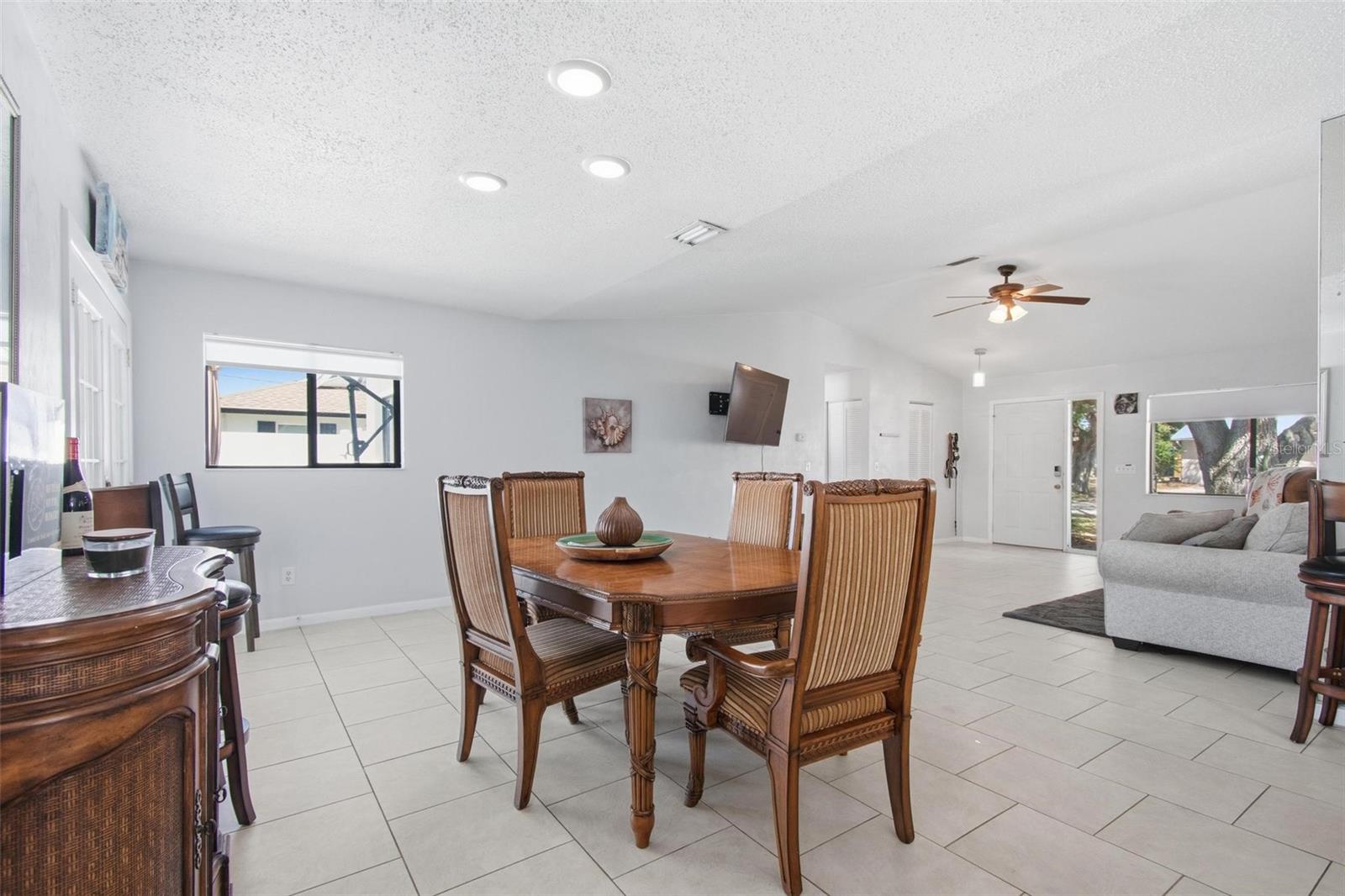 PALM HARBOR - Residential