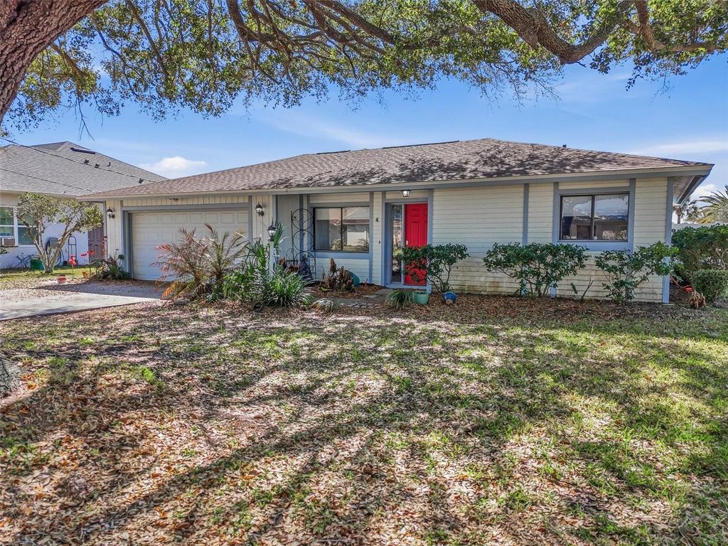 Photo of 4 Coral Reef Court S, Palm Coast, FL 32137 (MLS # FC316578)