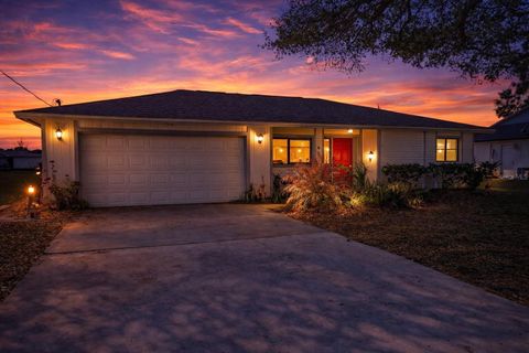 Photo of 4 Coral Reef Court S, Palm Coast, FL 32137 (MLS # FC316578)