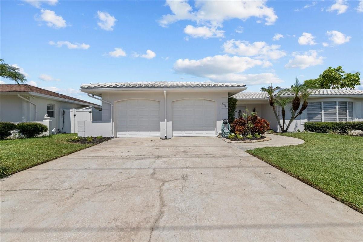 3932 DORAL DRIVE