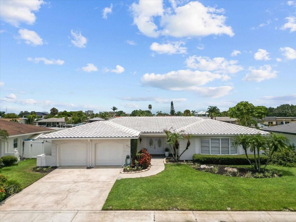Photo of 3932 Doral Drive, Tampa, FL 33634 (MLS # TB8402163)