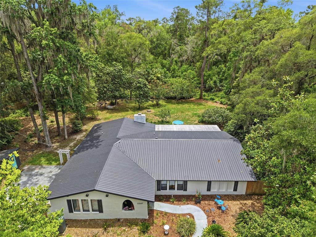 Photo of 2267 SW 43rd Place, Gainesville, FL 32608 (MLS # GC541037)