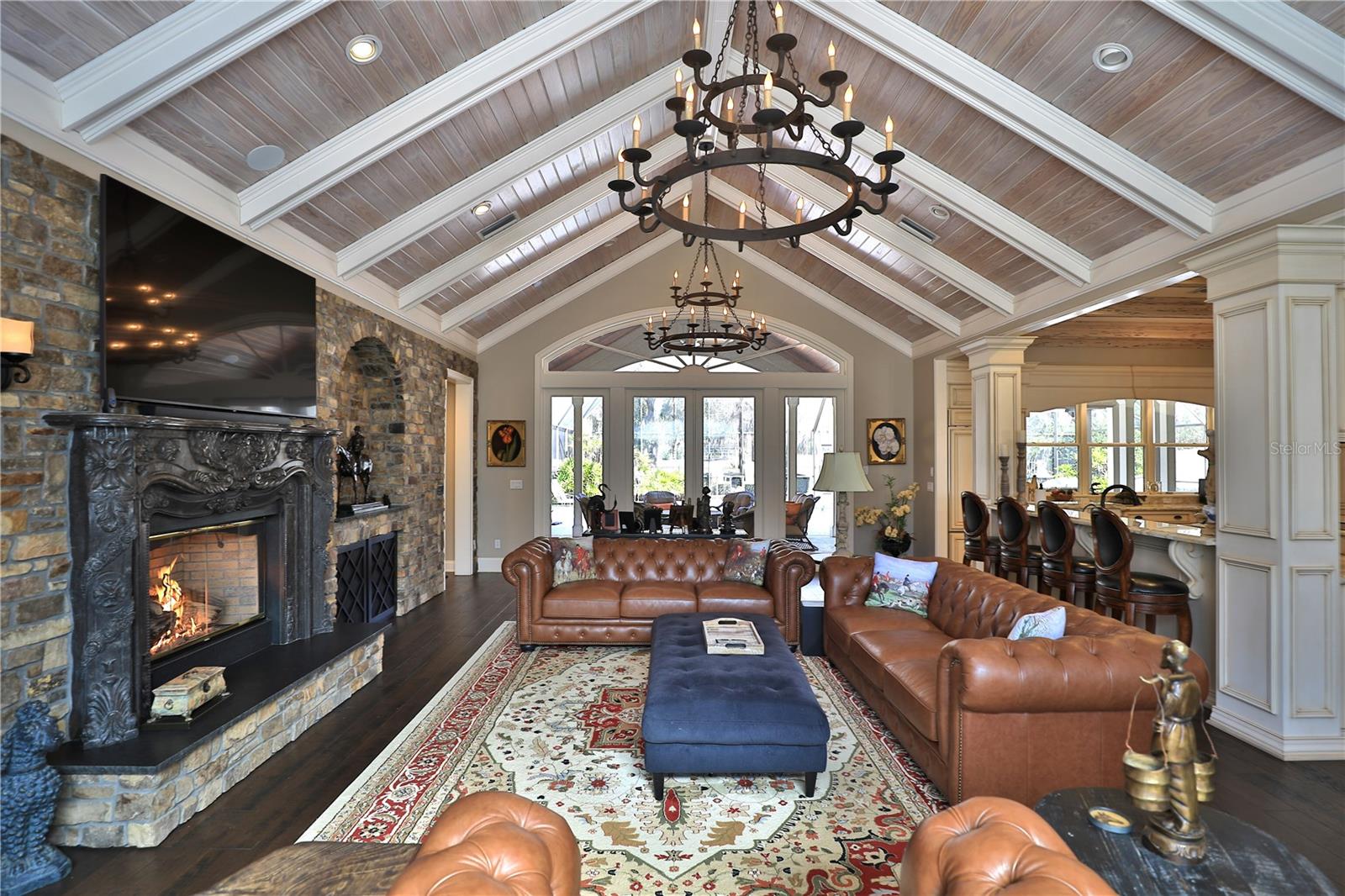 COUNTRY CLUB/OCALA UN 02 - Residential