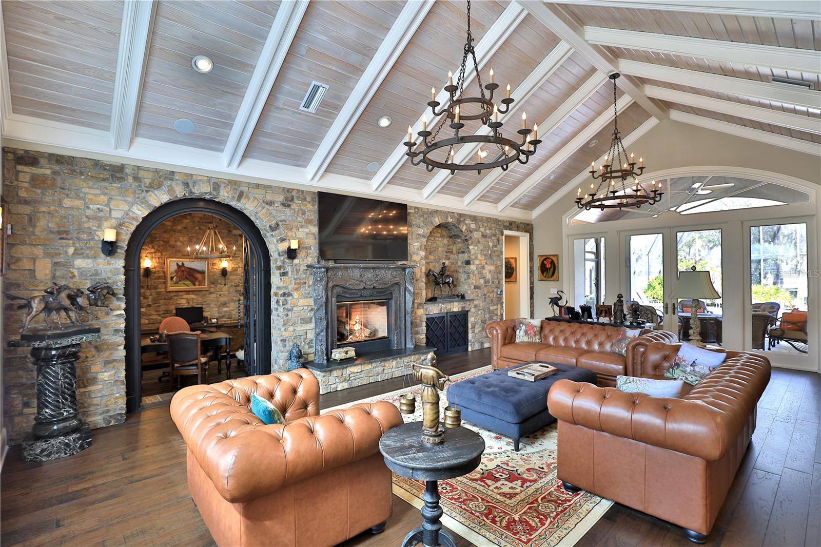 COUNTRY CLUB/OCALA UN 02 - Residential