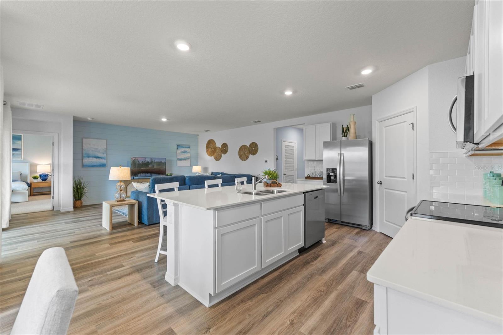 FOUNTAIN VIEW - Residential