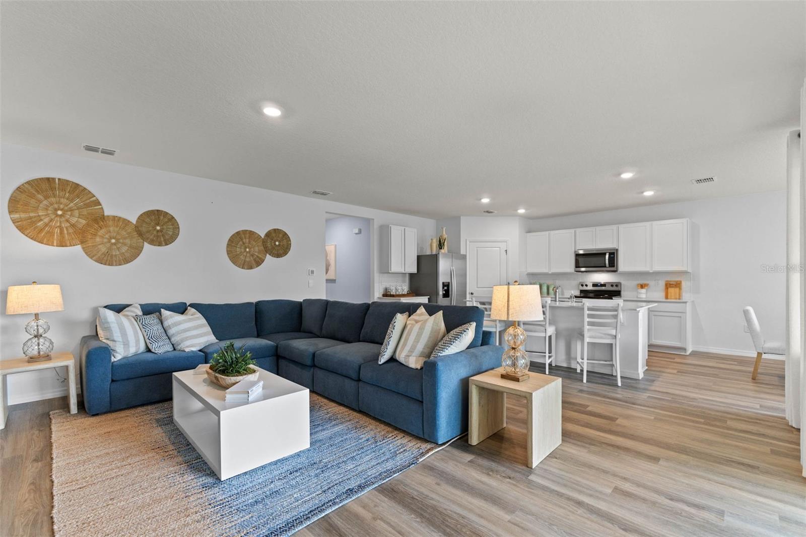 FOUNTAIN VIEW - Residential