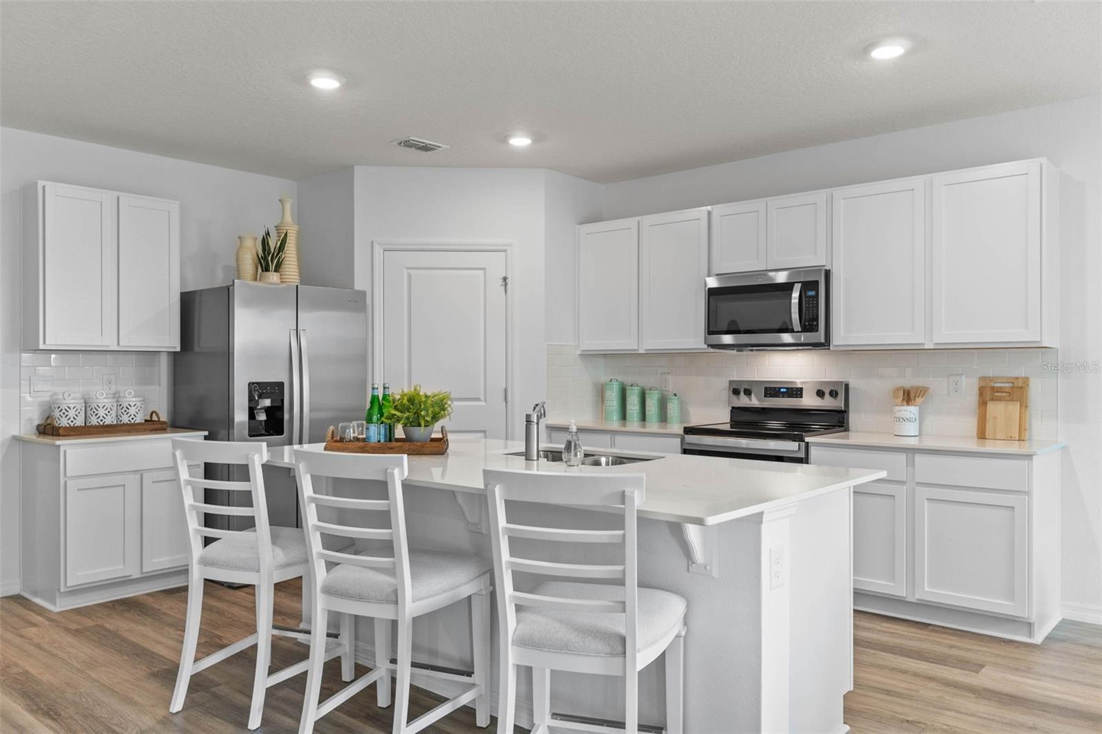 FOUNTAIN VIEW - Residential