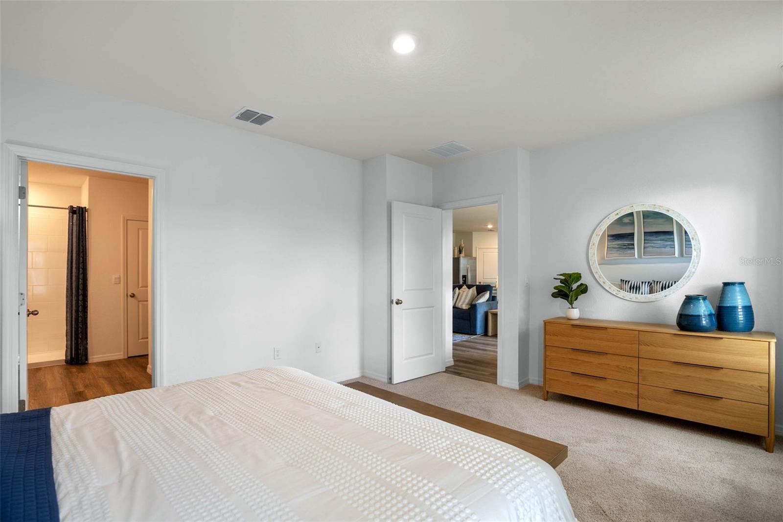 FOUNTAIN VIEW - Residential