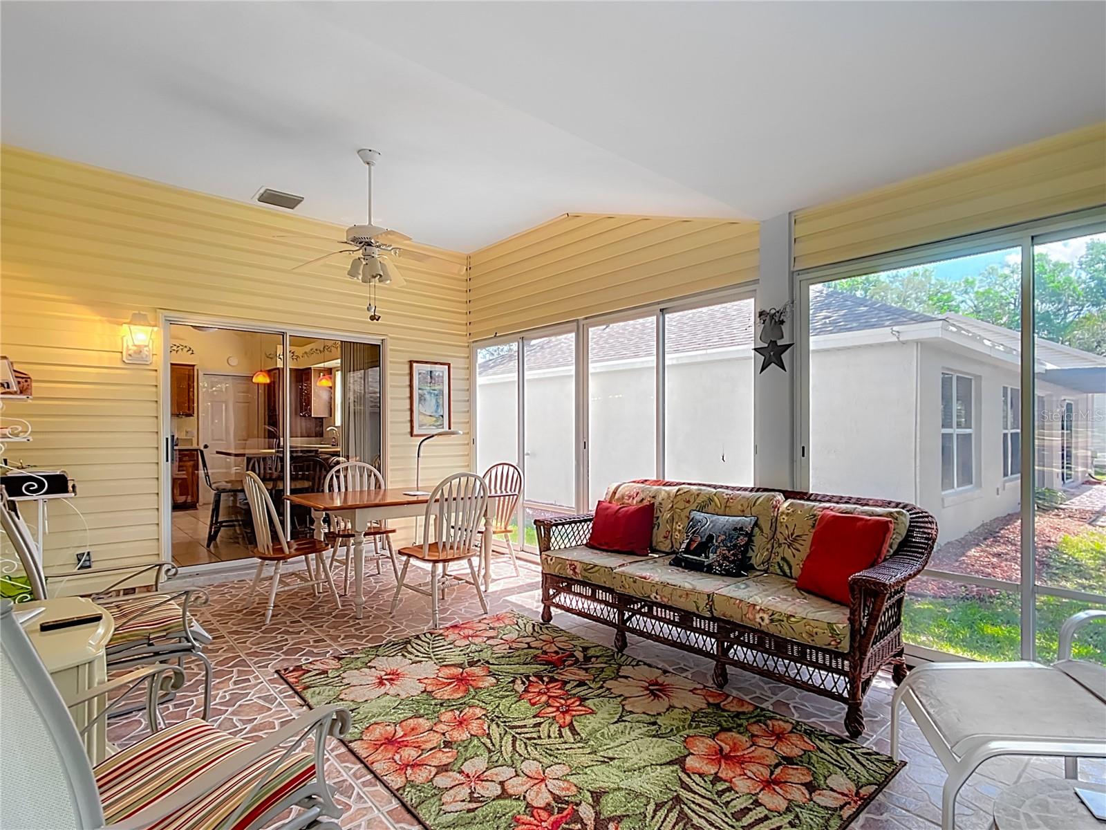 LADY LAKE ORANGE BLOSSOM GARDENS UNIT 19 - Residential