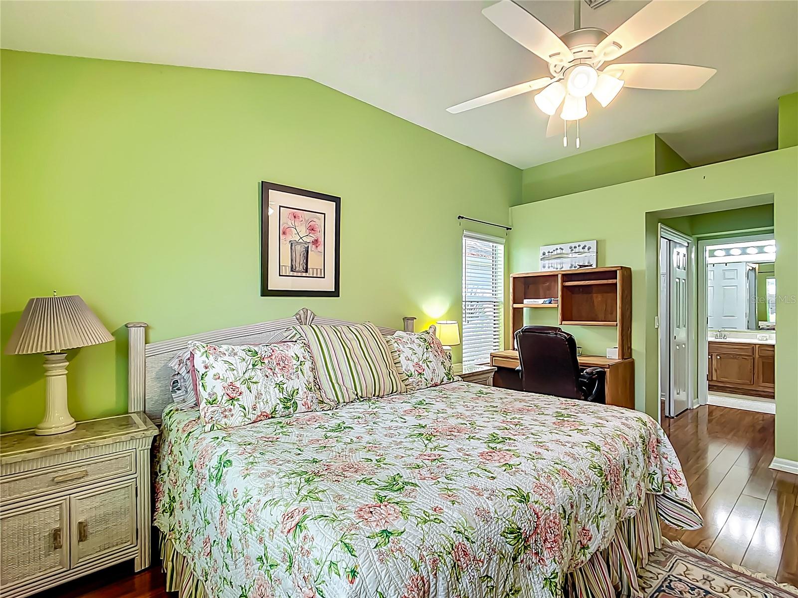 LADY LAKE ORANGE BLOSSOM GARDENS UNIT 19 - Residential