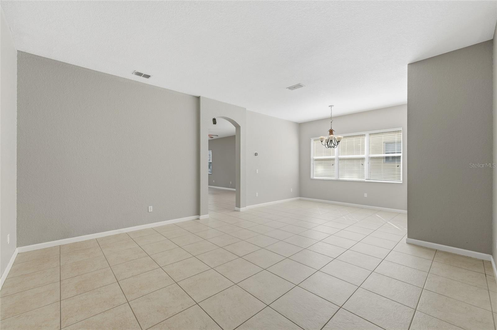 PRESTON SQUARE - Residential Lease