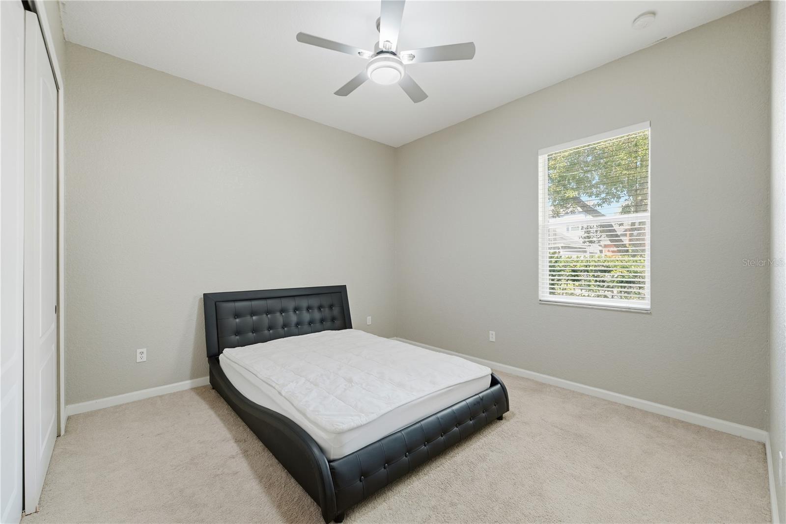 PRESTON SQUARE - Residential Lease