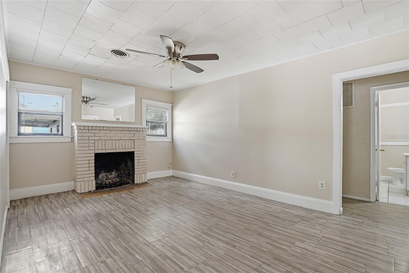 MAGNOLIA HEIGHTS - Residential