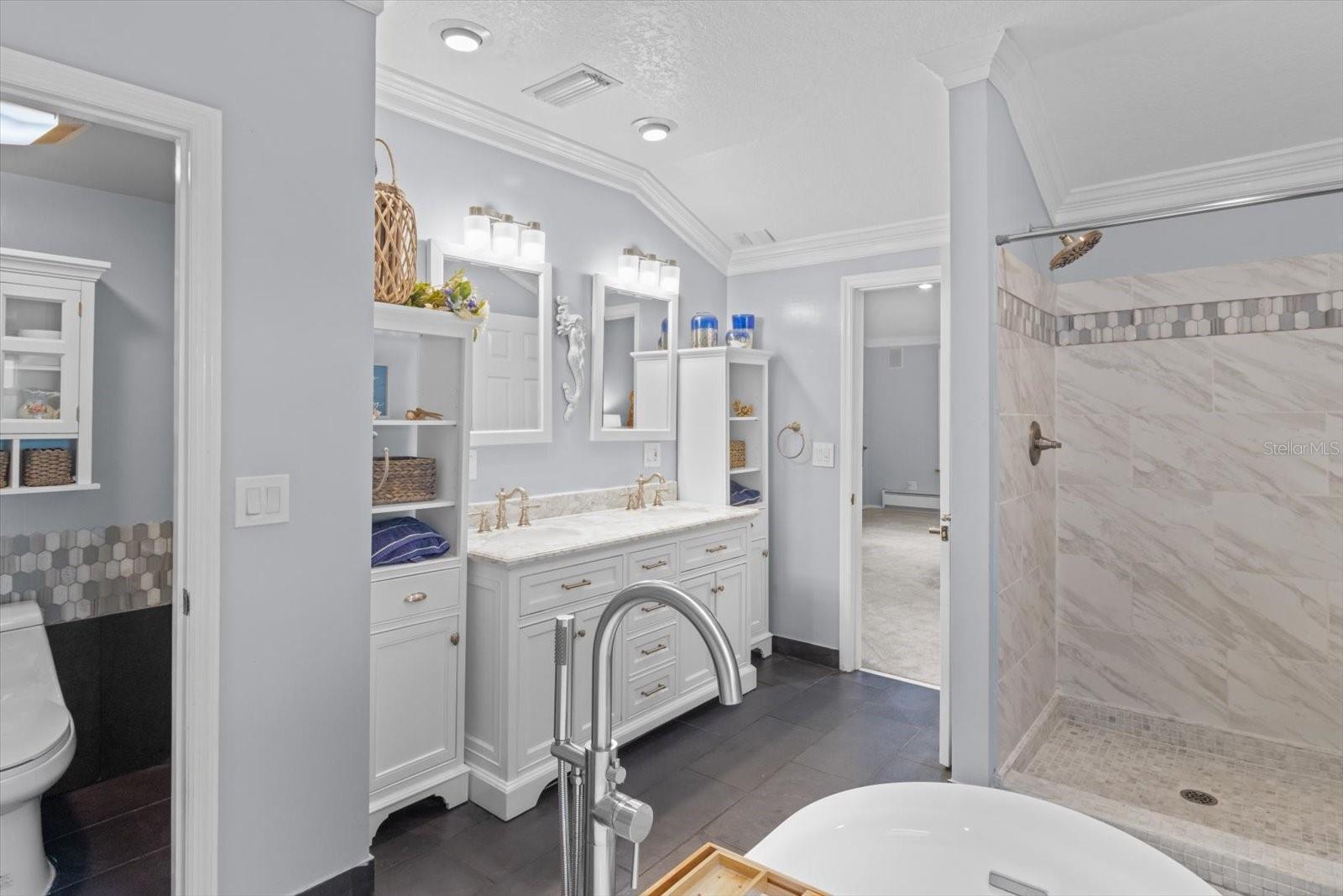 RIVER BEND UNIT 03 - Residential