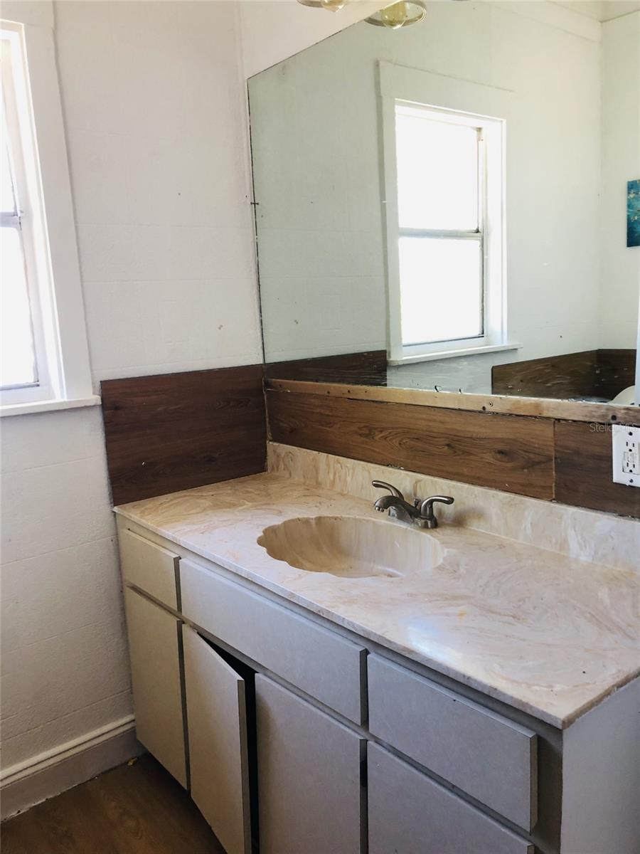 PINE CREST SUB - Residential