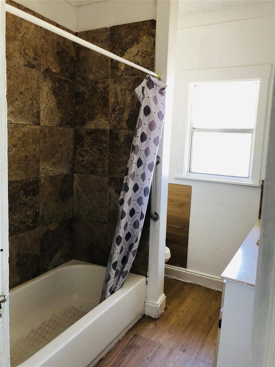 PINE CREST SUB - Residential